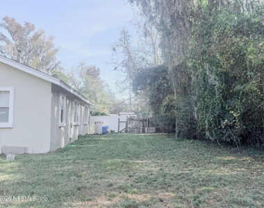 10728 Old Kings Road - Photo Thumbnail 11