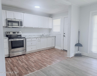 10728 Old Kings Road - Photo Thumbnail 3
