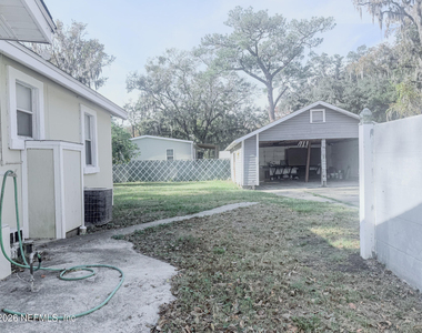 10728 Old Kings Road - Photo Thumbnail 15