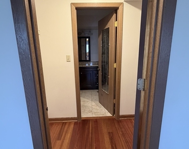 1817 Altoona Court - Photo Thumbnail 7