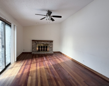 1817 Altoona Court - Photo Thumbnail 5