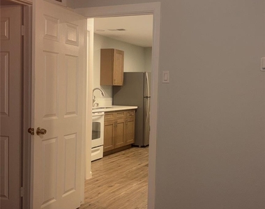 4624 Bell Street - Photo Thumbnail 7