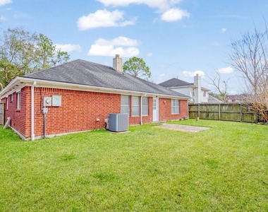 2922 Abbey Field Drive - Photo Thumbnail 17