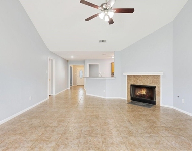 2922 Abbey Field Drive - Photo Thumbnail 9