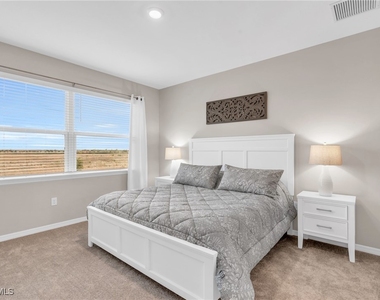 11811 Venetian Lagoon Drive - Photo Thumbnail 16
