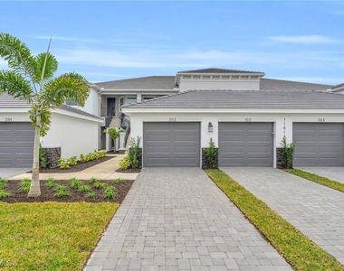 11811 Venetian Lagoon Drive - Photo Thumbnail 29