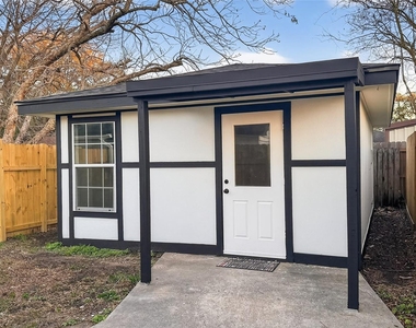 1307 Saddle Rock Drive - Photo Thumbnail 35