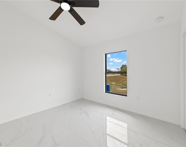 1413 Ne 15th Terrace - Photo Thumbnail 19
