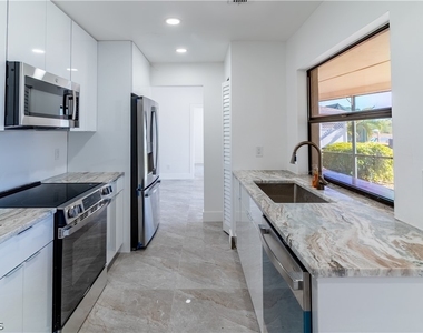720 Chavers Street - Photo Thumbnail 5