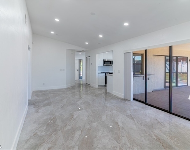 720 Chavers Street - Photo Thumbnail 10