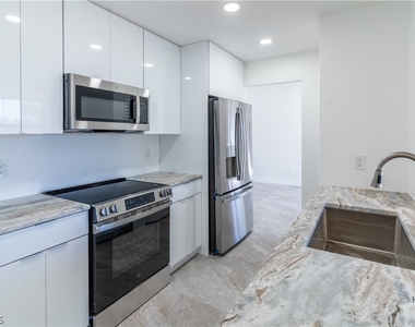 720 Chavers Street - Photo Thumbnail 4