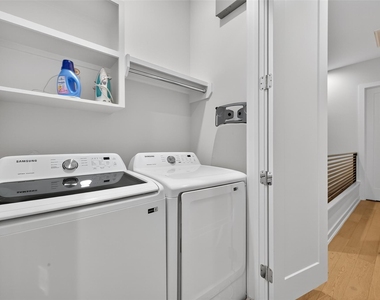 2617 Live Oak Street - Photo Thumbnail 12