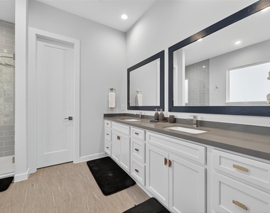2617 Live Oak Street - Photo Thumbnail 25