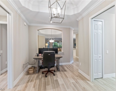 28075 Foxrock Court - Photo Thumbnail 14