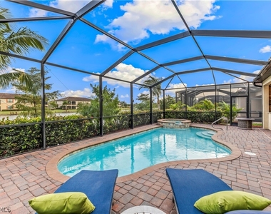 28075 Foxrock Court - Photo Thumbnail 21