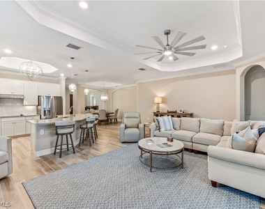 28075 Foxrock Court - Photo Thumbnail 6