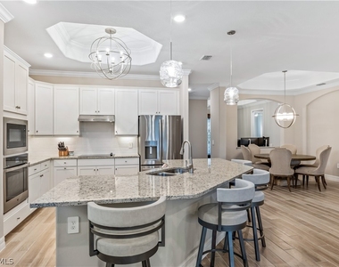 28075 Foxrock Court - Photo Thumbnail 7