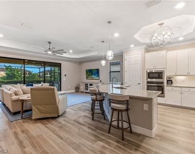 28075 Foxrock Court - Photo Thumbnail 4