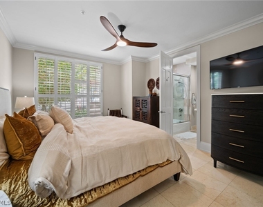 261 Colonade Circle - Photo Thumbnail 24