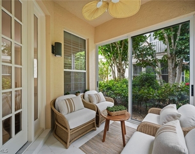 261 Colonade Circle - Photo Thumbnail 1
