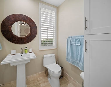 261 Colonade Circle - Photo Thumbnail 28