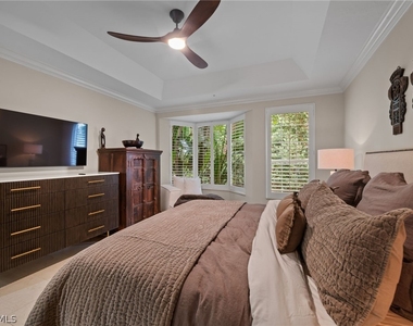 261 Colonade Circle - Photo Thumbnail 17
