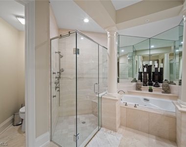 261 Colonade Circle - Photo Thumbnail 21