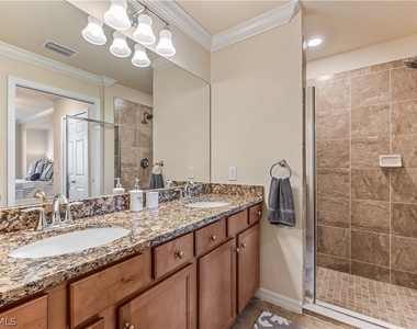 28042 Bridgetown Court - Photo Thumbnail 12