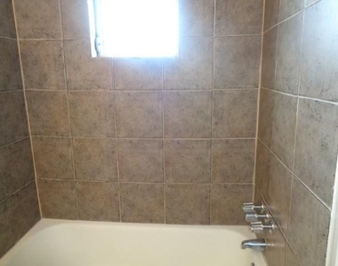 2225 Mimosa Drive - Photo Thumbnail 7