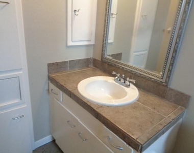 2225 Mimosa Drive - Photo Thumbnail 8