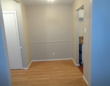 2225 Mimosa Drive - Photo Thumbnail 4