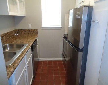 2225 Mimosa Drive - Photo Thumbnail 2