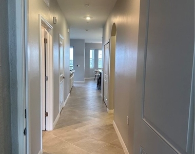 5651 Double Eagle Circle - Photo Thumbnail 1