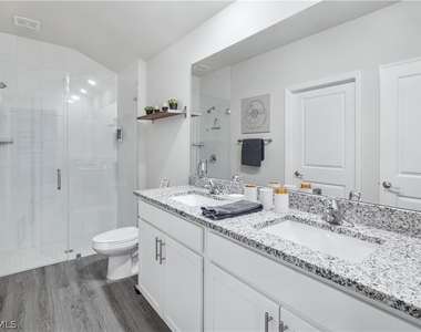 2620 Ne 5 Avenue - Photo Thumbnail 9