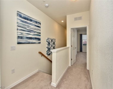 2612 Blossom Way - Photo Thumbnail 16
