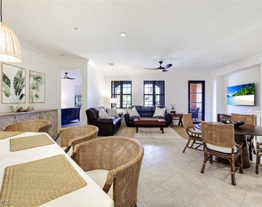 9072 Rialto Street - Photo Thumbnail 4