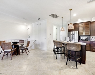 9072 Rialto Street - Photo Thumbnail 5