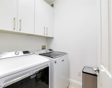 9072 Rialto Street - Photo Thumbnail 14