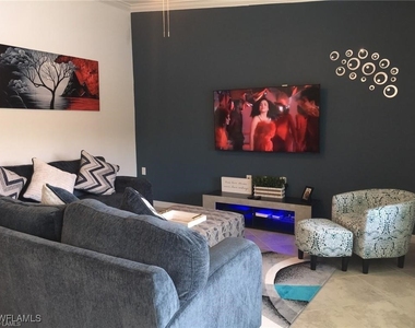 6023 Ellerston Way - Photo Thumbnail 5