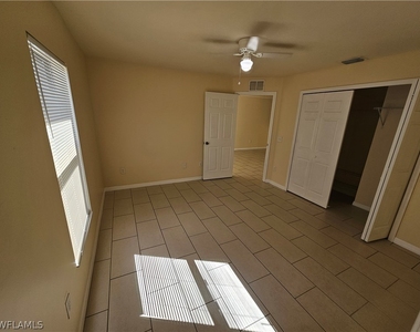 1622 Sw 33rd Street - Photo Thumbnail 12