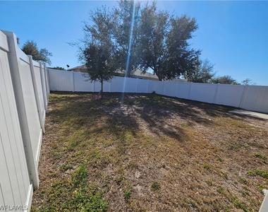 1622 Sw 33rd Street - Photo Thumbnail 16