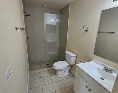 1622 Sw 33rd Street - Photo Thumbnail 11