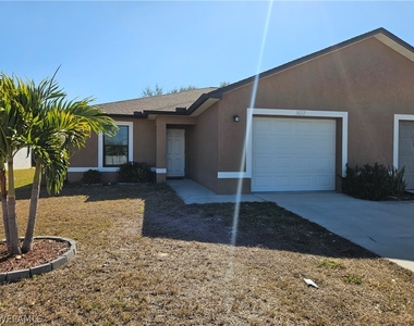 1622 Sw 33rd Street - Photo Thumbnail 1