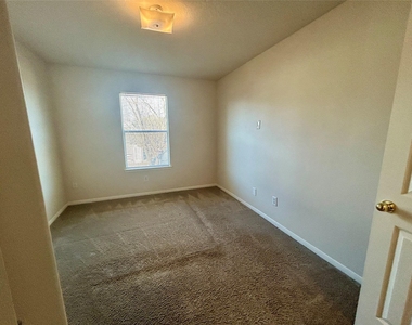 19718 River Pointe Lane - Photo Thumbnail 29