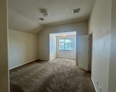 19718 River Pointe Lane - Photo Thumbnail 19