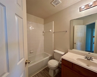 19718 River Pointe Lane - Photo Thumbnail 26