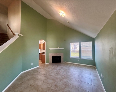 19718 River Pointe Lane - Photo Thumbnail 6