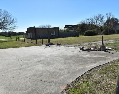 7813 Clodine Road - Photo Thumbnail 4