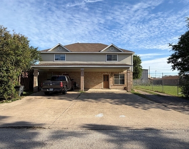 11102 Maize Lane - Photo Thumbnail 16