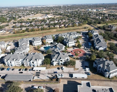 15000 W Airport Boulevard - Photo Thumbnail 1